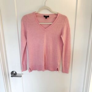 Banana Republic Blush Merino Wool Sweater XS